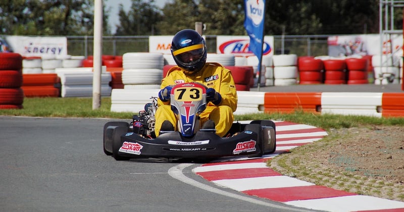 Karting : construire une journée de piste qui aide vraiment à progresser